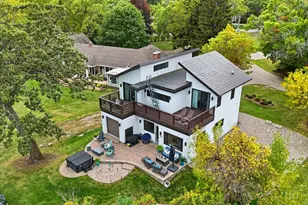 8609 Lakeshore Dr, Pleasant Prairie, WI 53158 - Photo 56