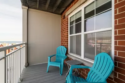 3930 S Lake Dr #302, Saint Francis, WI 53235 - Photo 18