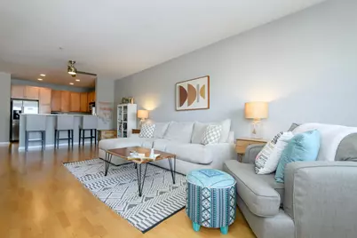 3930 S Lake Dr #302, Saint Francis, WI 53235 - Photo 6