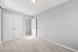 415 Oakland Ave, Waukesha, WI 53186 - Photo 16