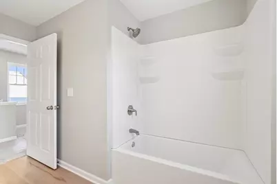 415  Oakland Ave, Waukesha, WI 53186 - Photo 18