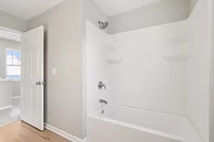 415 Oakland Ave, Waukesha, WI 53186 - Photo 18