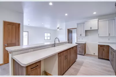 1322  Kettle Dr, Kewaskum, WI 53040 - Photo 2