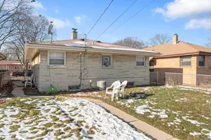 4446 N 73rd St, Milwaukee, WI 53218 - Photo 16