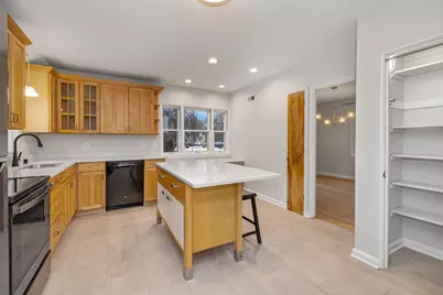 5873 N Santa Monica Blvd, Whitefish Bay, WI 53217 - Photo 6