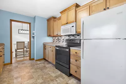 2211  Hawthorne Ave, Janesville, WI 53545 - Photo 14