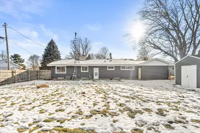 2211  Hawthorne Ave, Janesville, WI 53545 - Photo 34