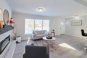 10431 W Sylvia St, Milwaukee, WI 53224 - Photo 4