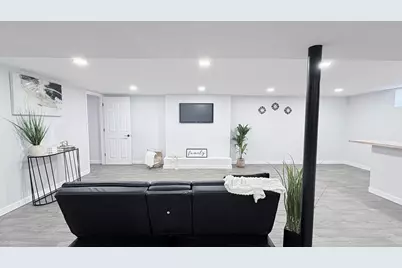 10431 W Sylvia St, Milwaukee, WI 53224 - Photo 20