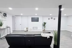 10431 W Sylvia St, Milwaukee, WI 53224 - Photo 20