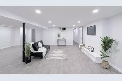 10431 W Sylvia St, Milwaukee, WI 53224 - Photo 18