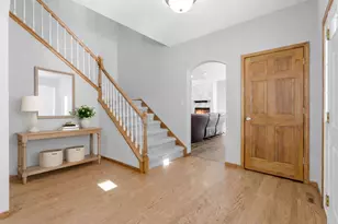 1910 Valley Ct, Grafton, WI 53024 - Photo 10