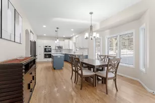 1910 Valley Ct, Grafton, WI 53024 - Photo 6