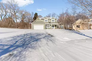 1910 Valley Ct, Grafton, WI 53024 - Photo 24