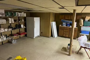 2573 S 76th St, West Allis, WI 53219 - Photo 14