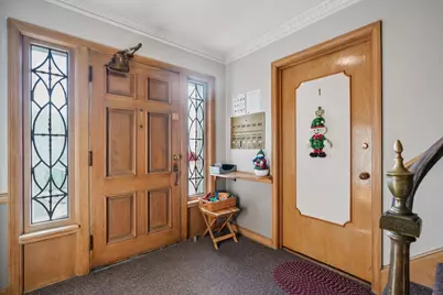 8216 W North Ave, Wauwatosa, WI 53213 - Photo 6