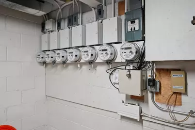 8216 W North Ave, Wauwatosa, WI 53213 - Photo 56