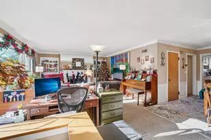 8216 W North Ave, Wauwatosa, WI 53213 - Photo 20