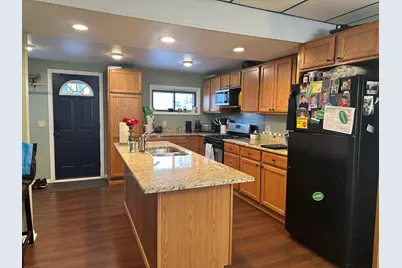 136  Gould St, Beaver Dam, WI 53916 - Photo 10