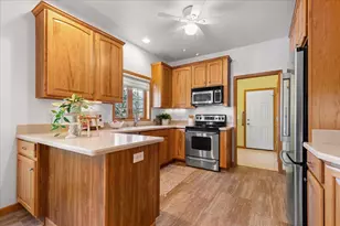 N58W5232 Highland Crossings Cir, Cedarburg, WI 53012 - Photo 22