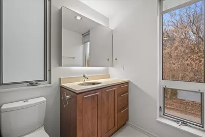 907 E Reservoir Ave, Milwaukee, WI 53212 - Photo 26