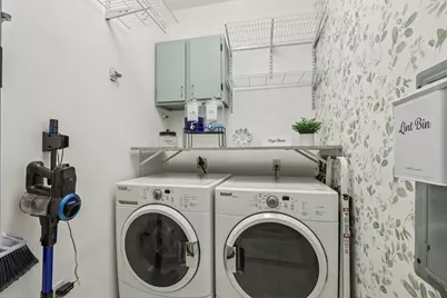 4961 W Maple Leaf Cir, Greenfield, WI 53220 - Photo 26