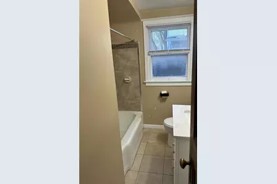 1634 S 10th St, Manitowoc, WI 54220 - Photo 4