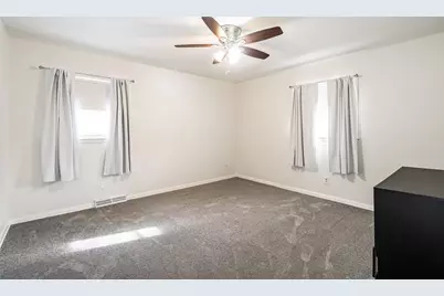 2434 S 118th St, West Allis, WI 53227 - Photo 22