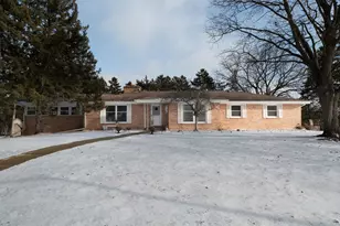 2434 S 118th St, West Allis, WI 53227 - Photo 1