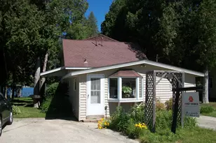 1324 W Green Lake Dr, Farmington, WI 53090 - Photo 2