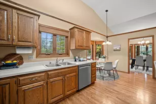 1618 W Eastbrook Ct, Mequon, WI 53092 - Photo 26