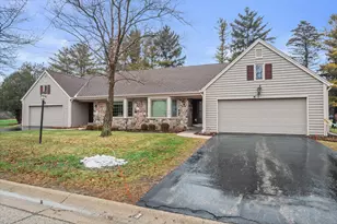 1618 W Eastbrook Ct, Mequon, WI 53092 - Photo 52