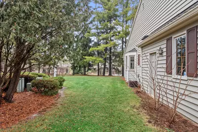 1618 W Eastbrook Ct, Mequon, WI 53092 - Photo 46