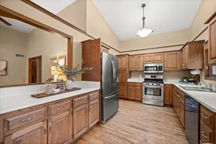 1618 W Eastbrook Ct, Mequon, WI 53092 - Photo 22