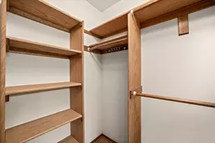 1618 W Eastbrook Ct, Mequon, WI 53092 - Photo 36