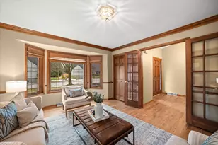 1618 W Eastbrook Ct, Mequon, WI 53092 - Photo 4