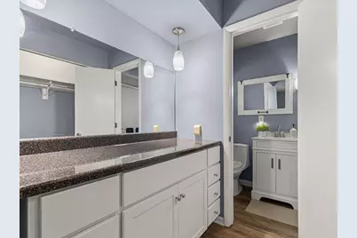 5375 S Allenwood Ln, Hales Corners, WI 53130 - Photo 12