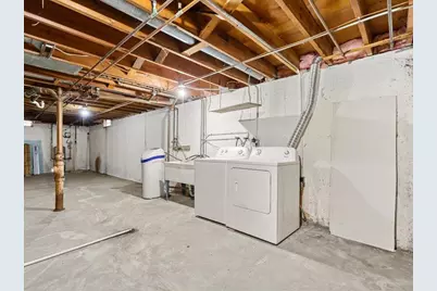 5375 S Allenwood Ln, Hales Corners, WI 53130 - Photo 14