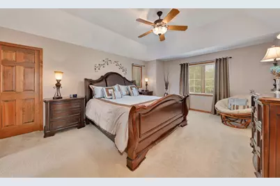 11811 N Lantern Ln, Mequon, WI 53092 - Photo 34