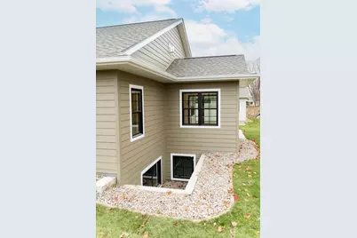 619  Johnson Pl, Onalaska, WI 54650 - Photo 28