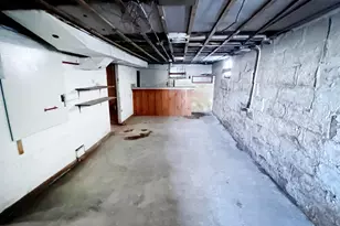 1971 N Bartlett Ave, Milwaukee, WI 53202 - Photo 28