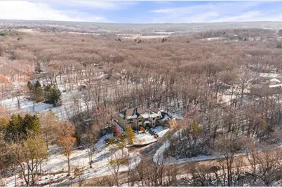 W289S4684  Rockwood Trl, Genesee, WI 53189 - Photo 4