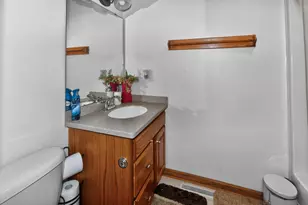 625 Lewis St, Burlington, WI 53105 - Photo 16