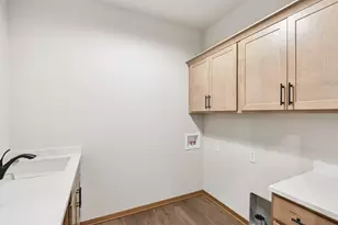 2034 Highland Wy, Racine, WI 53177 - Photo 44