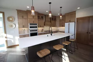 2034 Highland Wy, Racine, WI 53177 - Photo 12