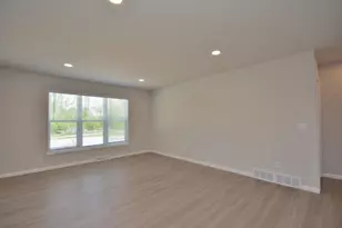 802 5 Mile Rd, Racine, WI 53402 - Photo 8