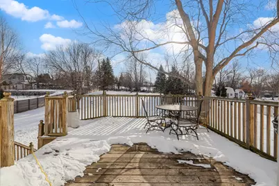 453  Deerwood Ct, Grafton, WI 53024 - Photo 28