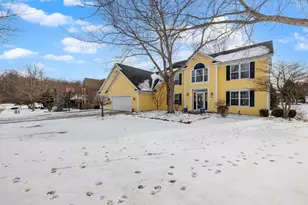 453 Deerwood Ct, Grafton, WI 53024 - Photo 34