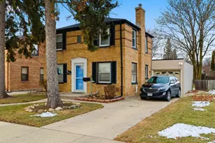 2420 Dwight St, Racine, WI 53403 - Photo 18