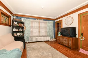 1816 S 59th St, West Allis, WI 53214 - Photo 6